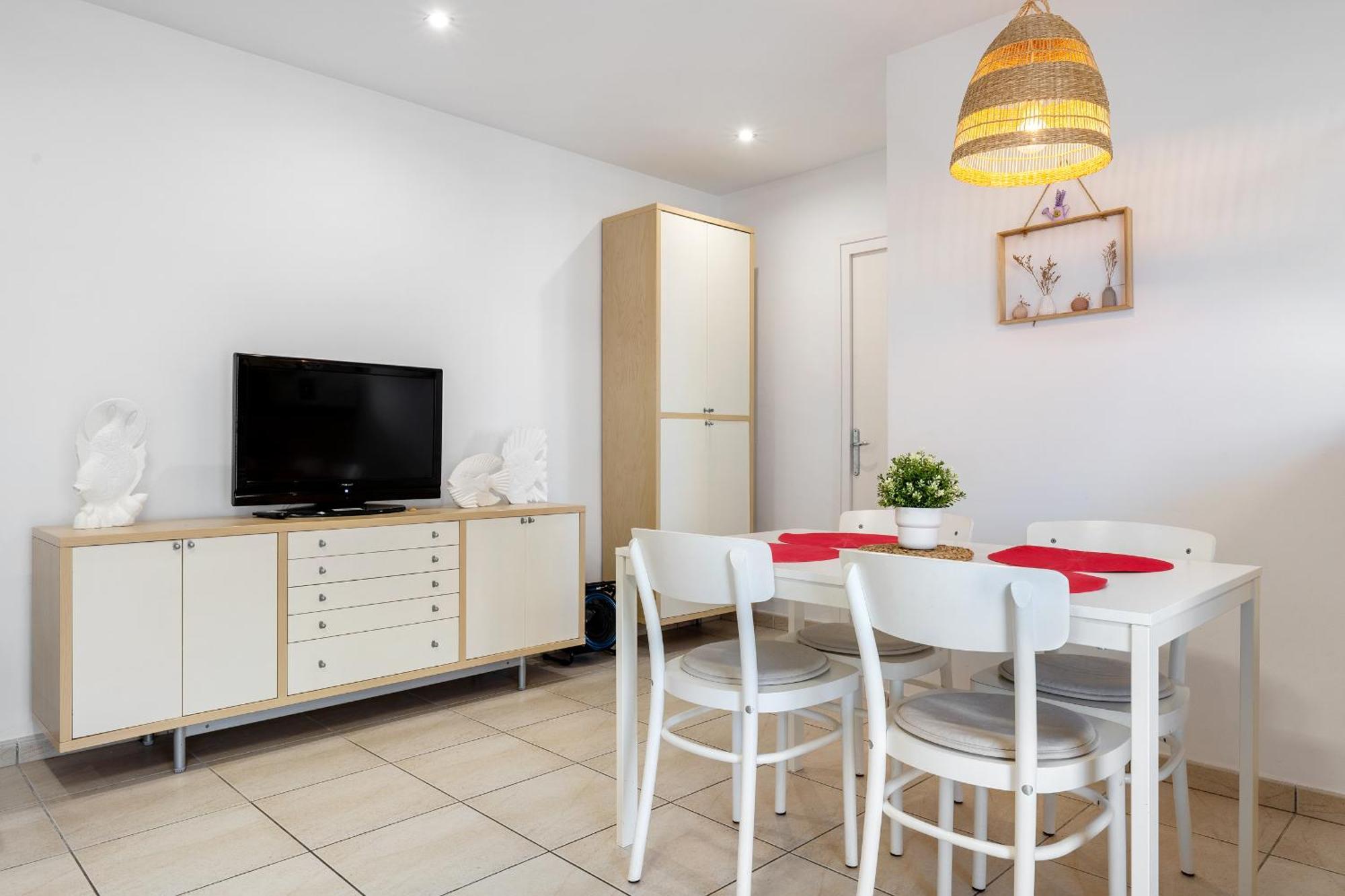 Hauzify I Apartament Llevant 圣苏珊娜 外观 照片